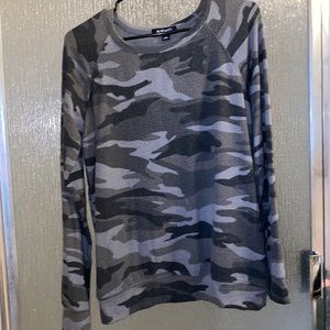Gray camo sweatshirt